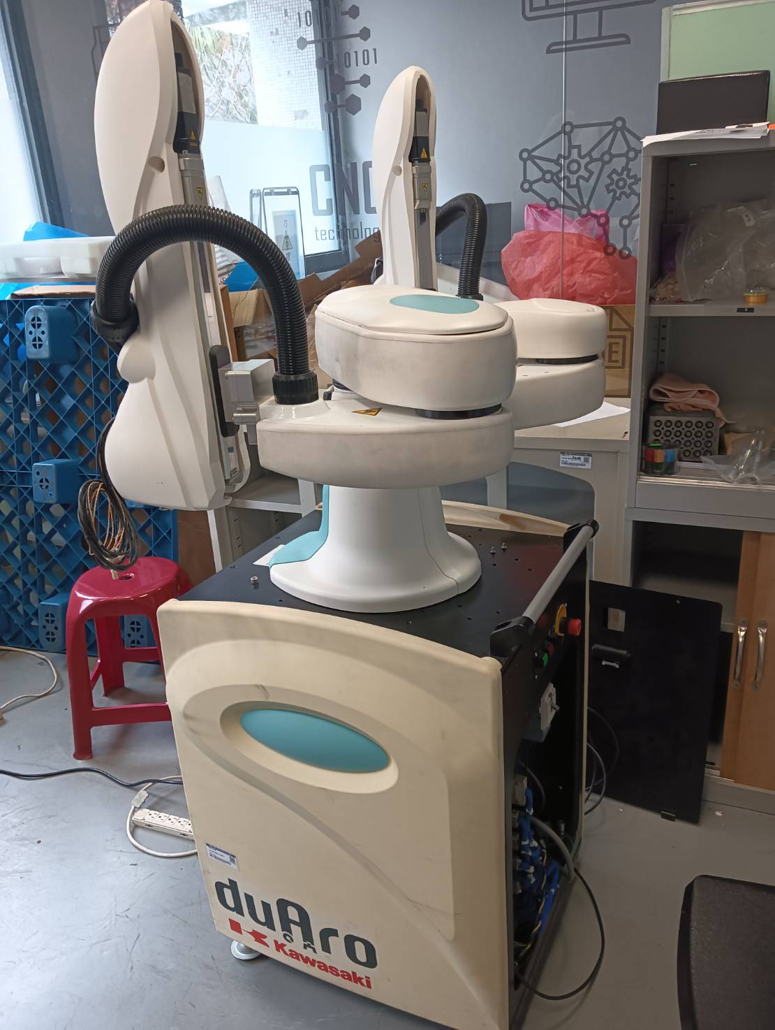 雙臂協作型機器手臂